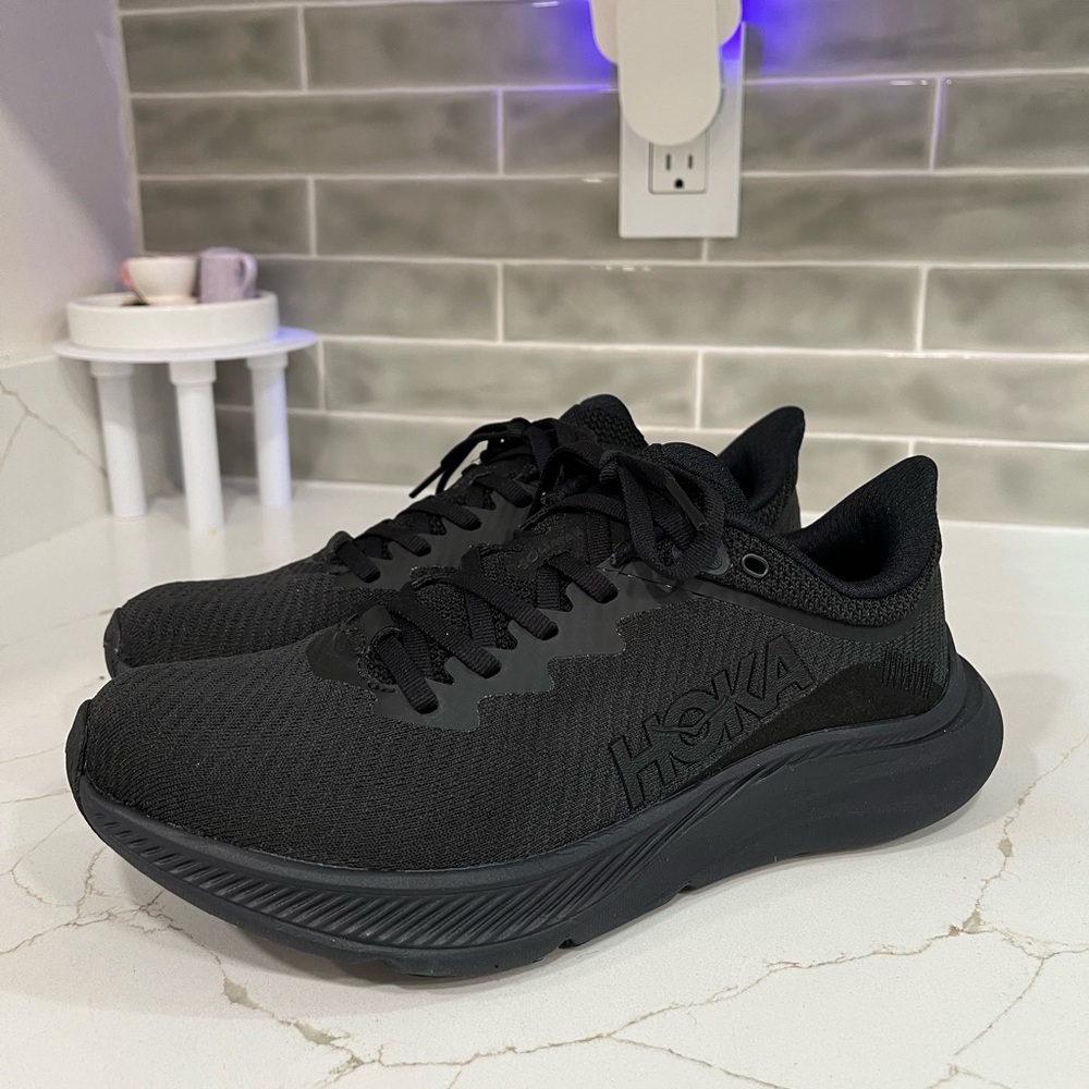 Hoka Solimar Running Shoes. Women’s Size 7.5B Color Black - Picture 2 of 11